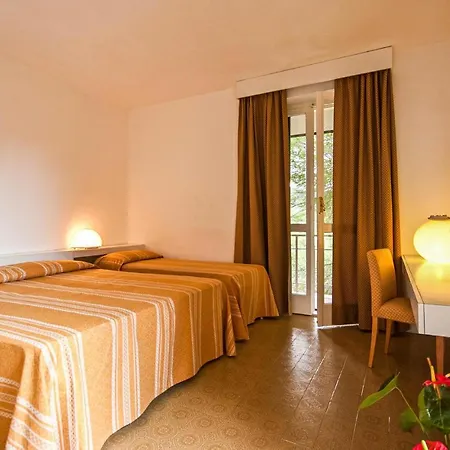 Nice In Li With 1 Bedrooms And Wifi Appartamento Lacona